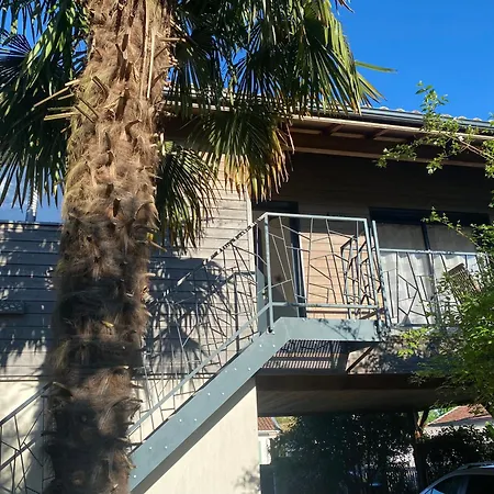 Maison 2ch, Parking, A 10min De Bx, Calme בית נופש Mérignac