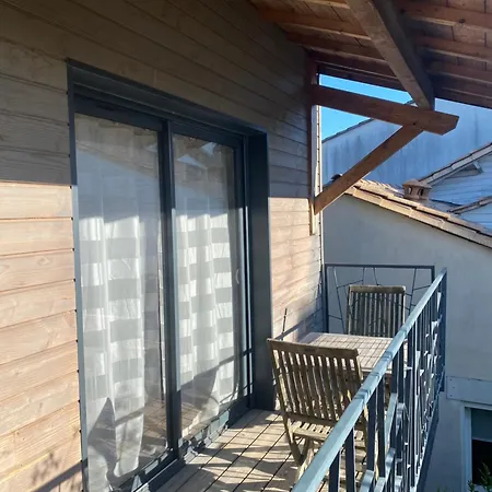 Maison 2ch, Parking, A 10min De Bx, Calme בית נופש