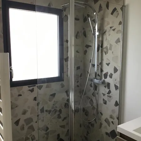 Casa vacanze Maison 2ch, Parking, A 10min De Bx, Calme *