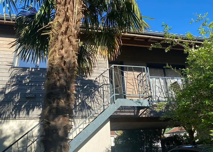 Maison 2ch, Parking, A 10min De Bx, Calme בית נופש Mérignac